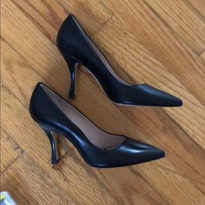 ❌ SOLD ❌ NEW STUART WEITZMAN